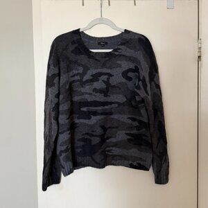 Rails Womens M Camo Sweater